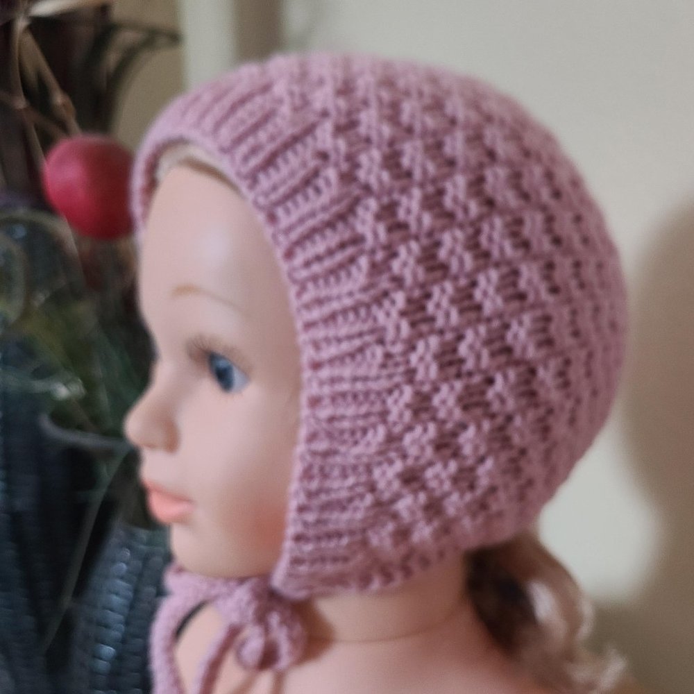 Baby Girl Hat BONNET knitted Acrylic Handmade Bulky Pink Size 7 - 12 Months